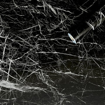 Самоклеюча плівка 0,45х10м х 0,07мм Чорний мармур з павутинкою SW-00001276